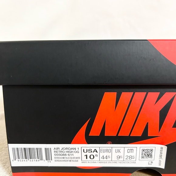 Jordan 1 Retro High OG Bordeaux size 10.5 555088-611 2021 BRAND NEW w/ OG BOX - Picture 4 of 5